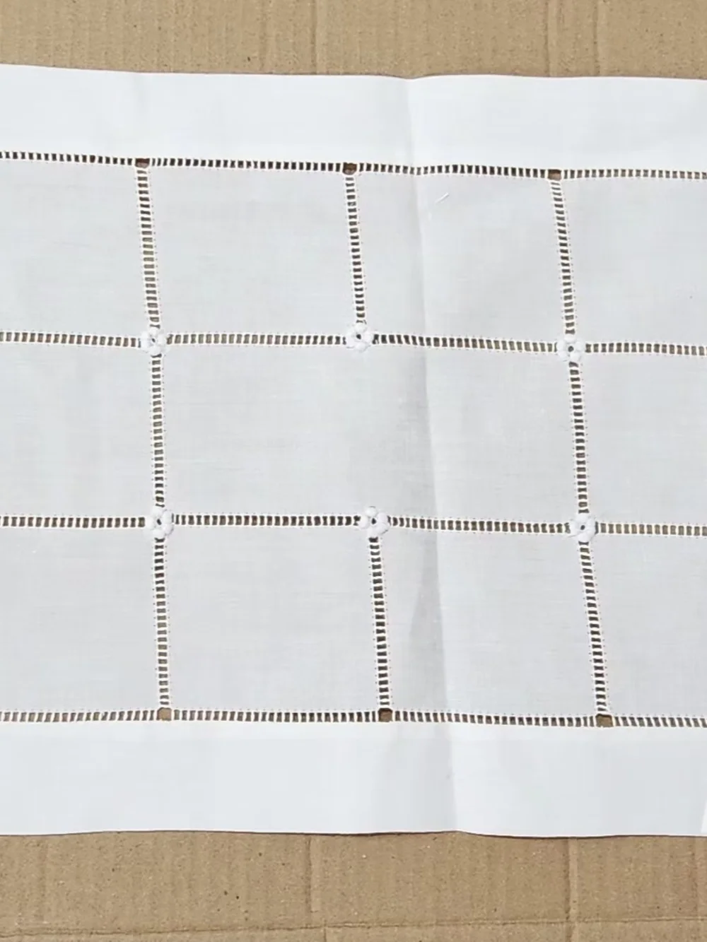 Vintage Linen Dinner Placemat Crochet 16x11 Rectangle Grid Pattern new old stock